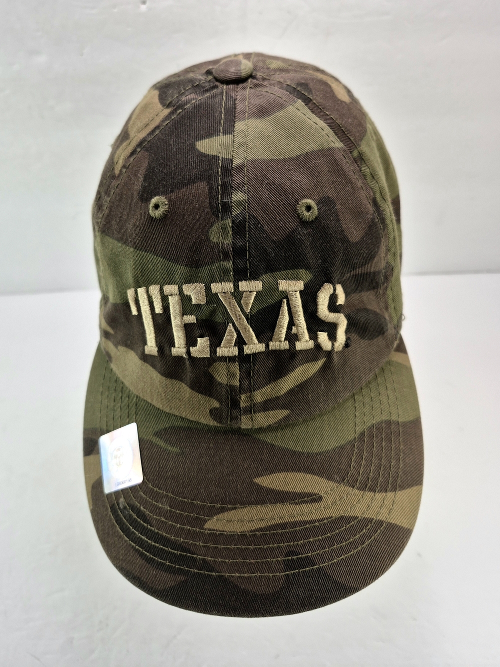 NWT Captivating Headgear Texas Longhorns Camo Adjustable Hat Horns Strapback
